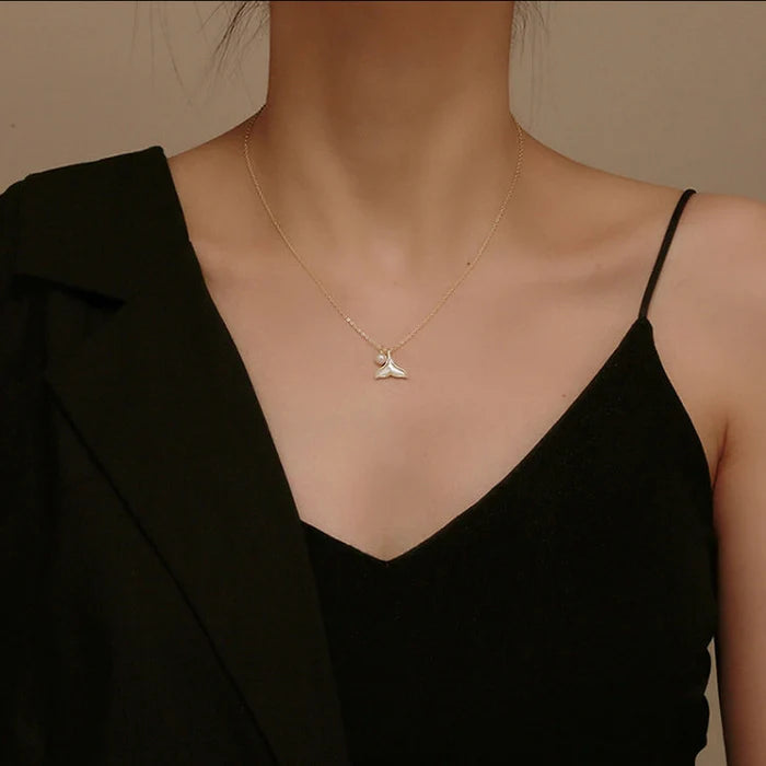 OURA NECKLACE